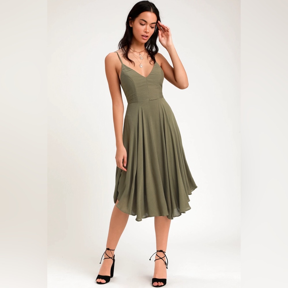 Lulu’s Troulos Olive Green Lace Up Midi Dress